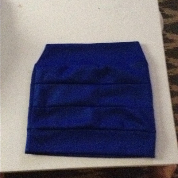Agaci blue mini skirt - Picture 2 of 5